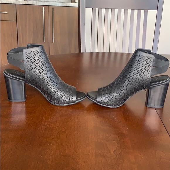 ***SOLD***REACTION Kenneth Cole - Picture 5 of 8